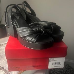 EUC Golo “Vogue” black metallic playform sandals.  Size 9M